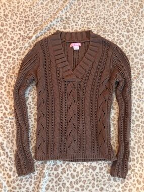 Brown Cable-Knit V-Neck Sweater - Women's